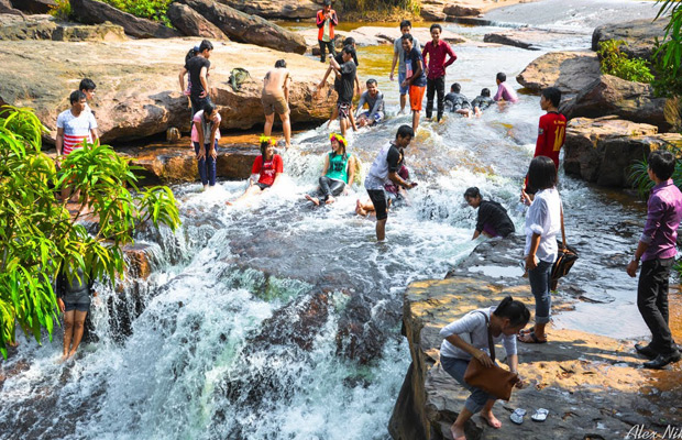 Kbal Chhay Waterfall