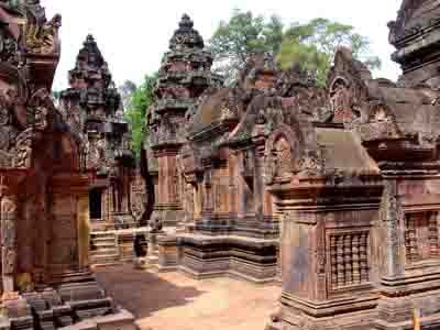 Banteay Srei Excursion 1 Day